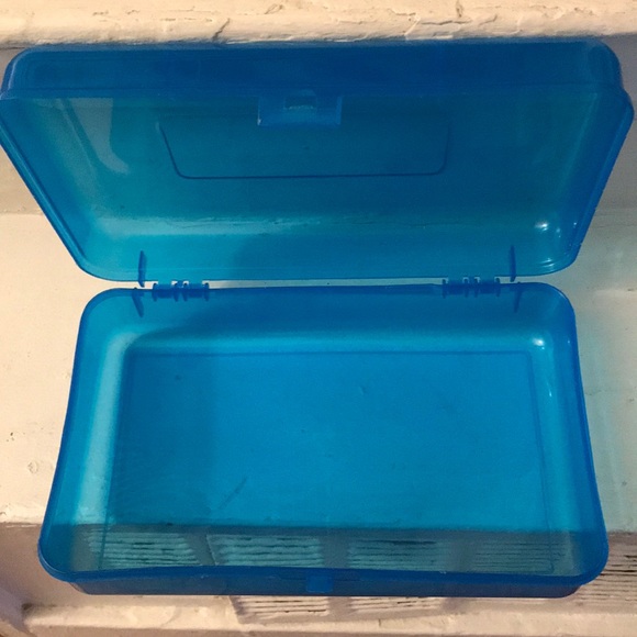 Transparent school container - Picture 3 of 6